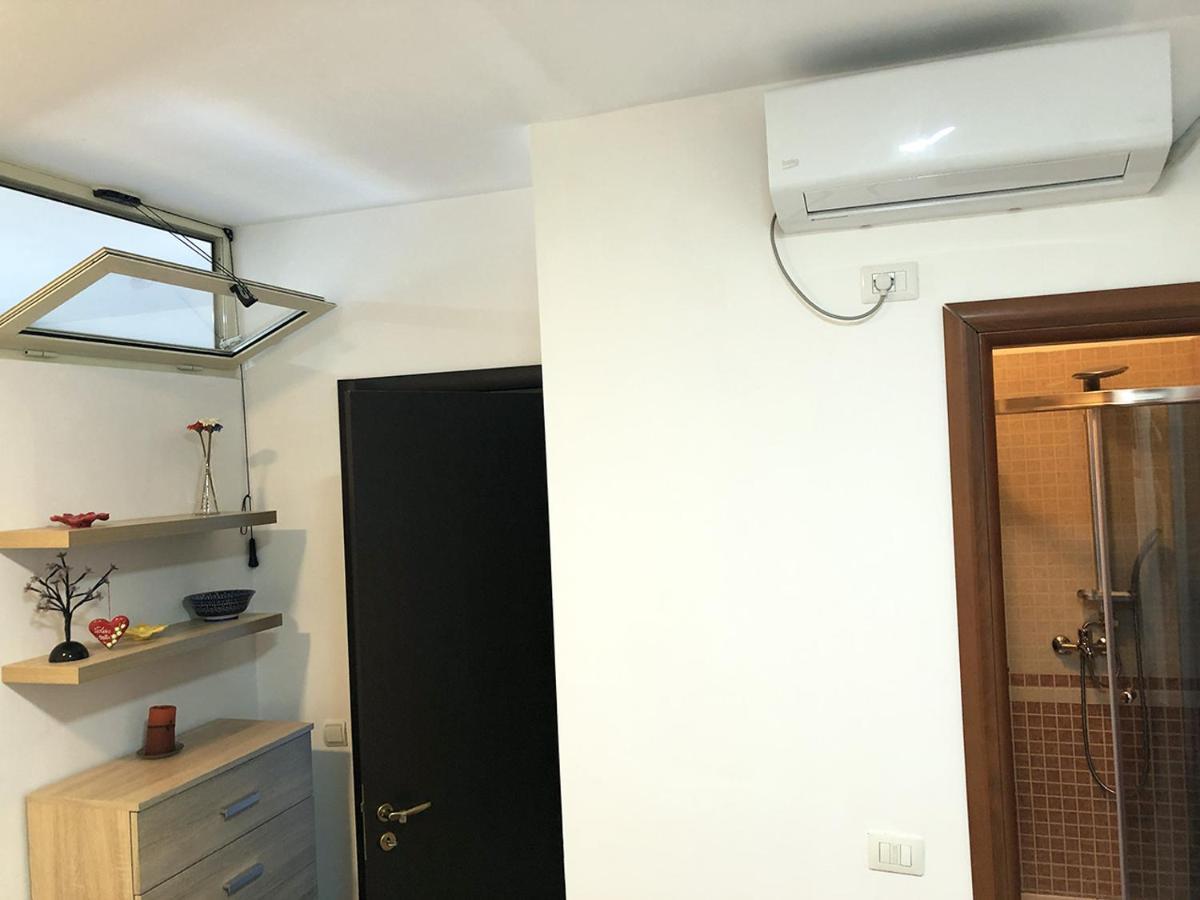 Sea View Nik Apartment ドゥラス エクステリア 写真